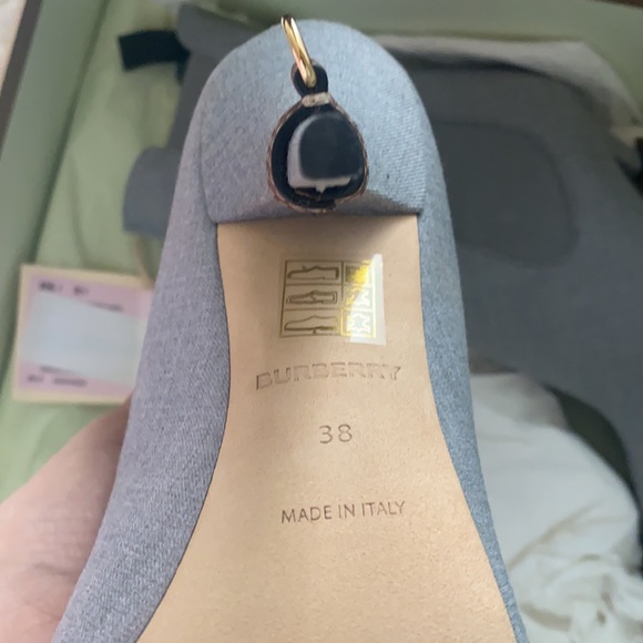 Burberry ankle boot - Picture 3 of 6